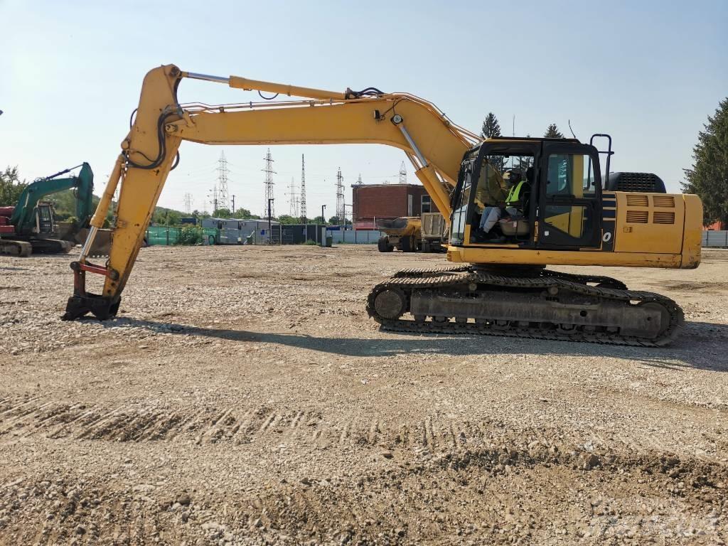 Komatsu PC 240 대형 굴삭기 29톤 이상