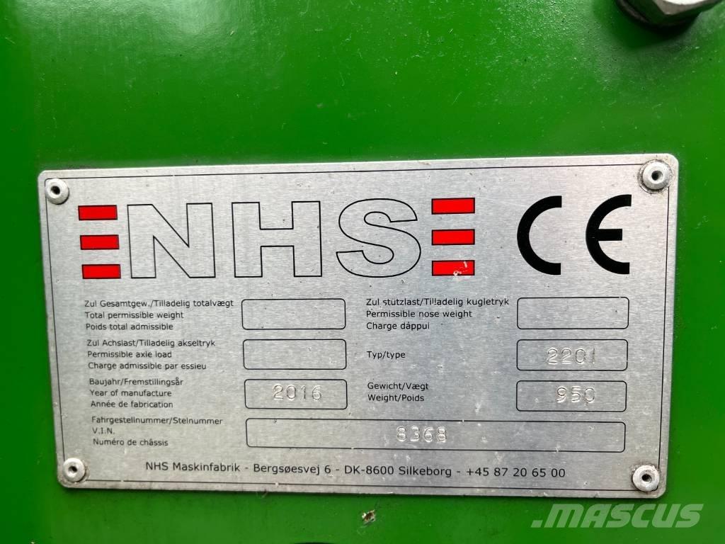 NHS 220 i 톱밥제조기