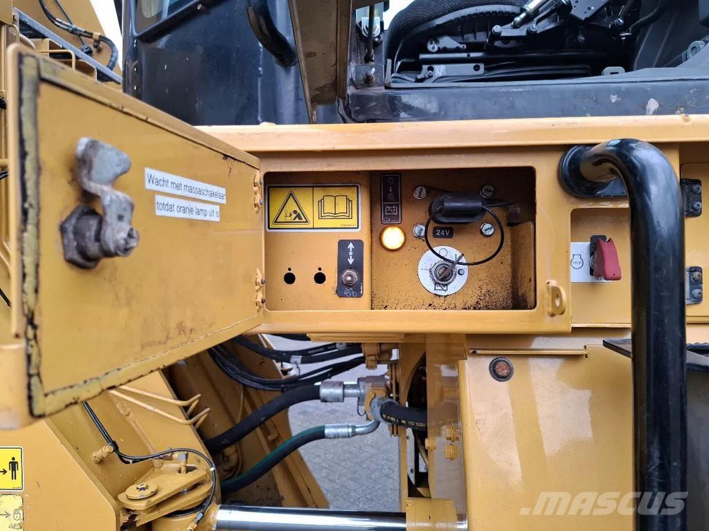 CAT 966M  휠로우더