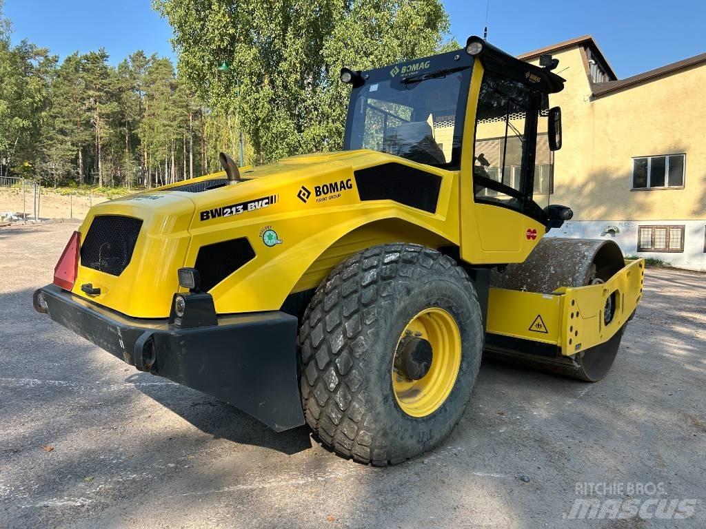 Bomag BW 213 싱글 드럼 롤러