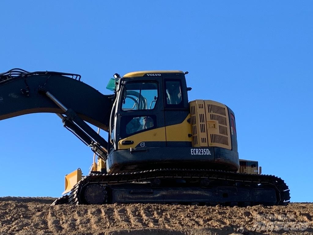 Komatsu 138 us -8 대형 굴삭기 29톤 이상