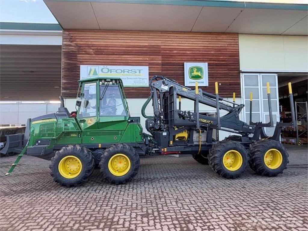 John Deere 1110 G 원목 포워더
