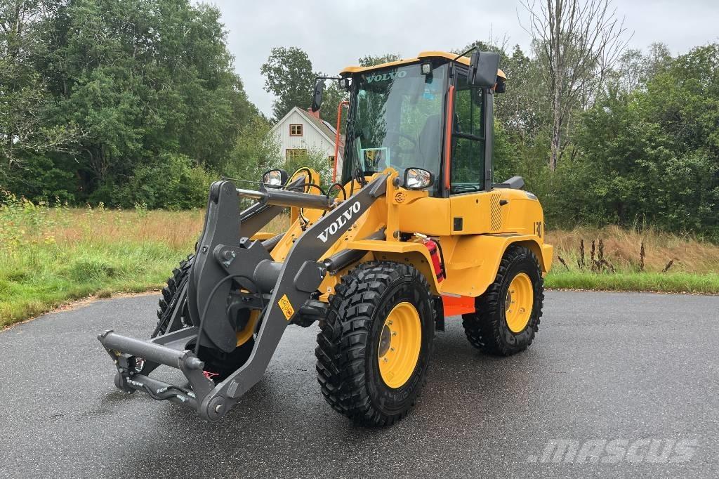 Volvo L 30  휠로우더
