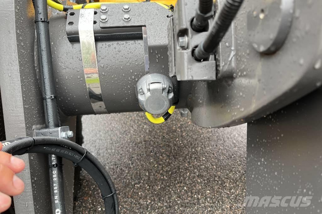 Volvo L 30  휠로우더