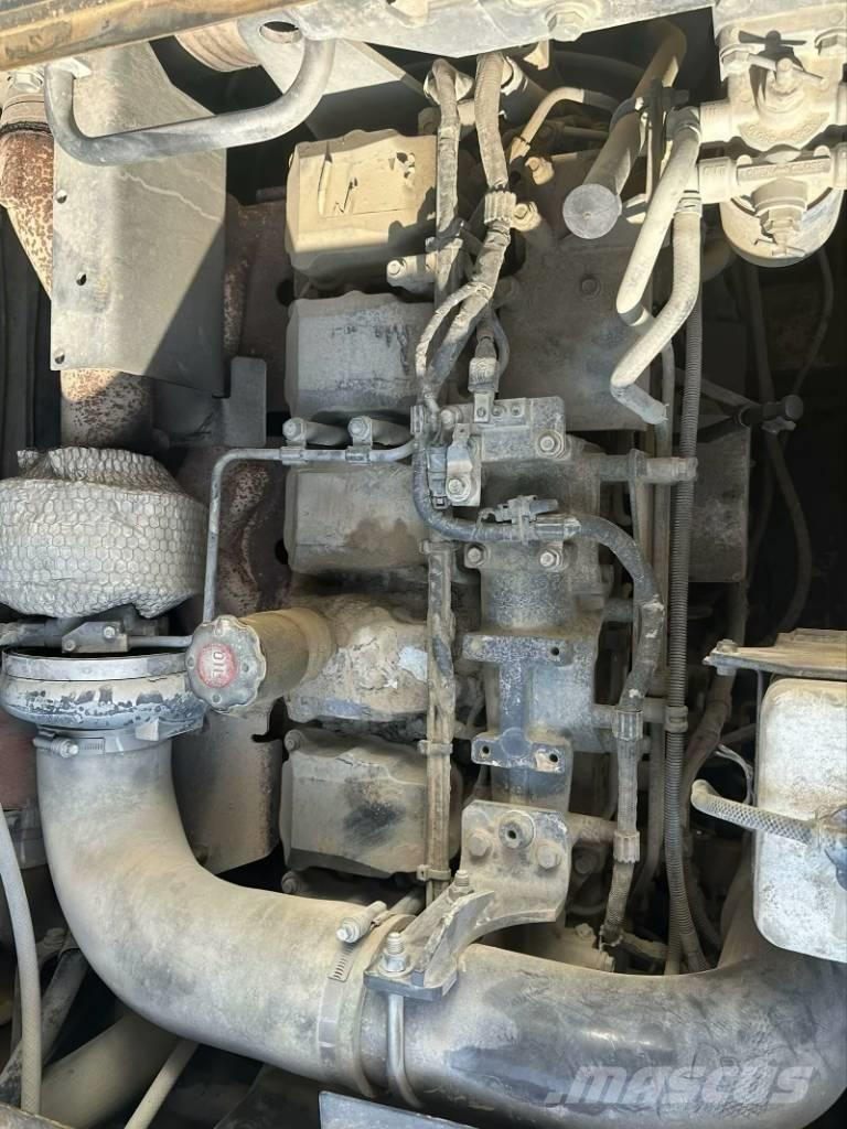 Komatsu PC 500-10 대형 굴삭기 29톤 이상