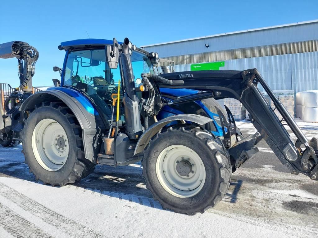 Valtra N 154 트랙터