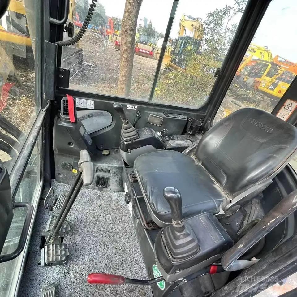 Hitachi ZX50 소형 굴삭기 7톤 미만