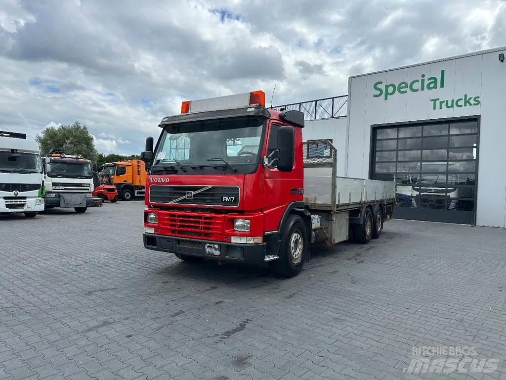 Volvo FM 7.310 6x2 플랫베드/드롭사이드 트럭