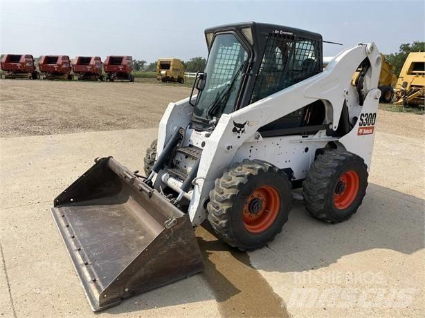 Bobcat S 300  스키드로더