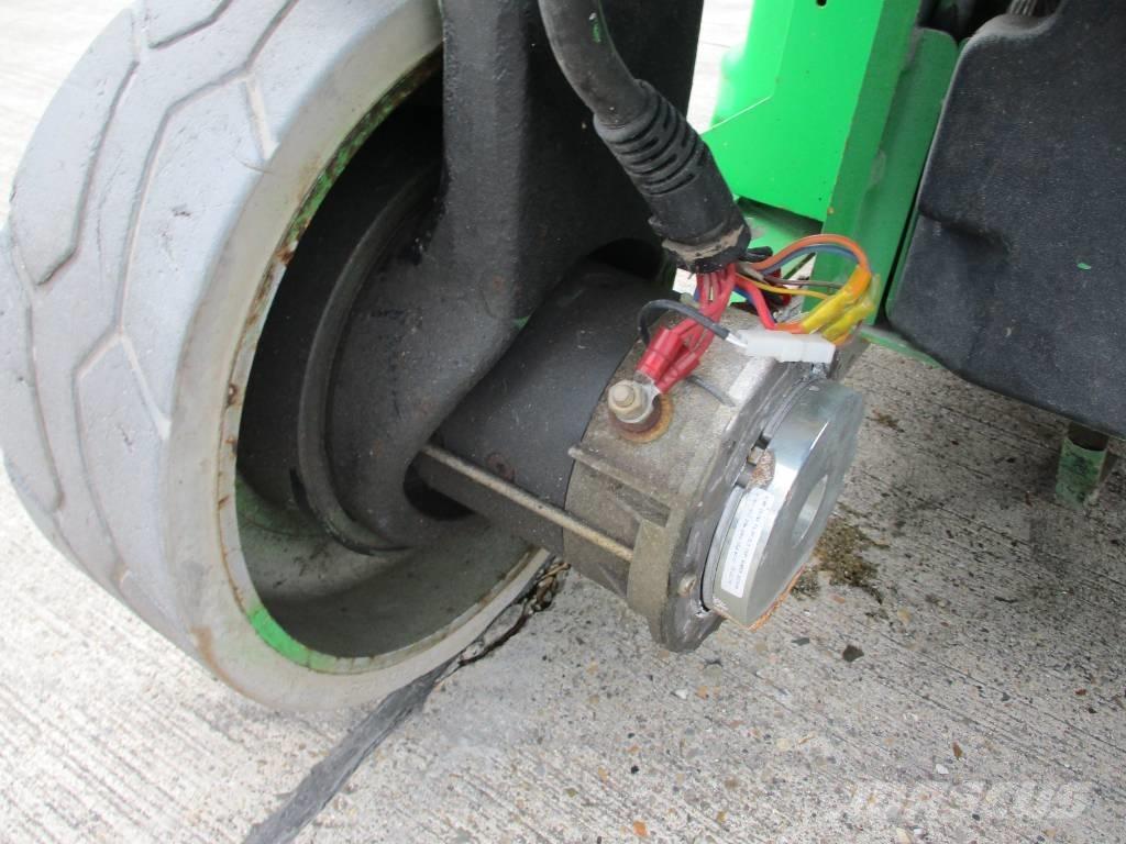 JLG 2632 ES (983) 가위형 리프트