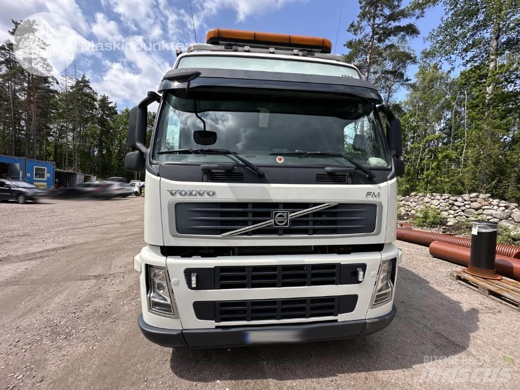 Volvo FM 440 Ekipage 덤프 트럭