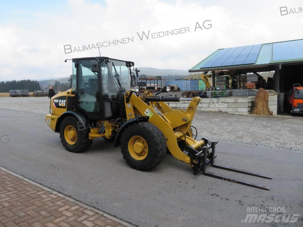 CAT 906M  휠로우더