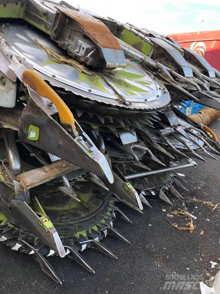 CLAAS Orbis 900 자동 초지기계