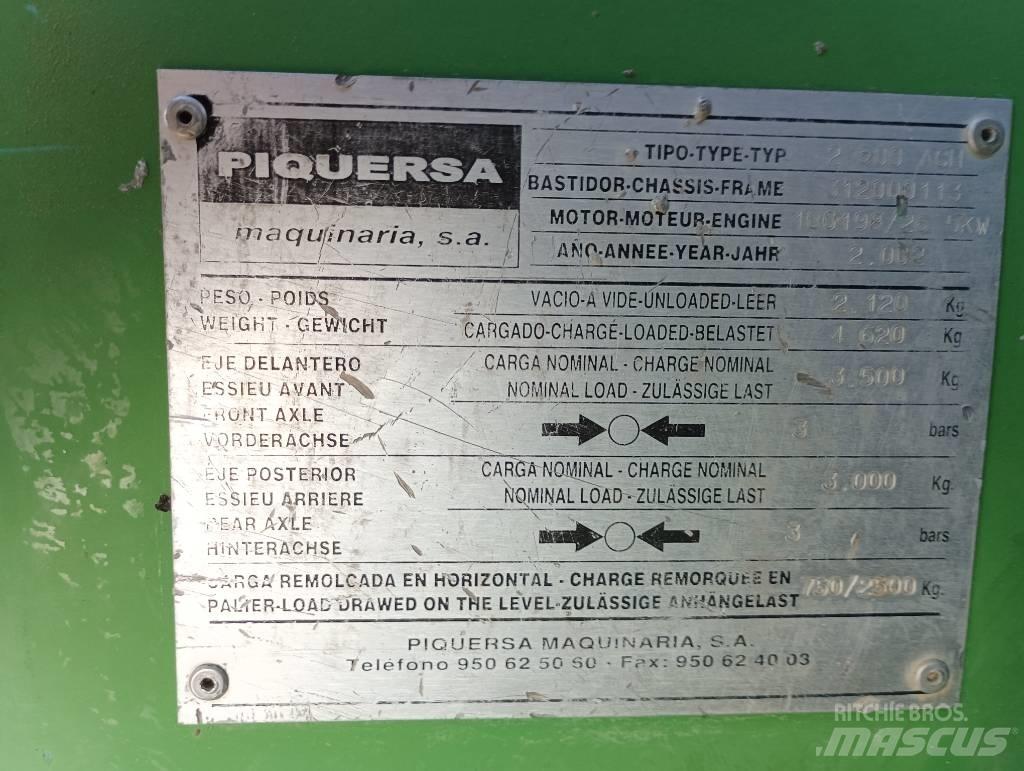 Piquersa 2500 ACH 건설현장 덤프트럭