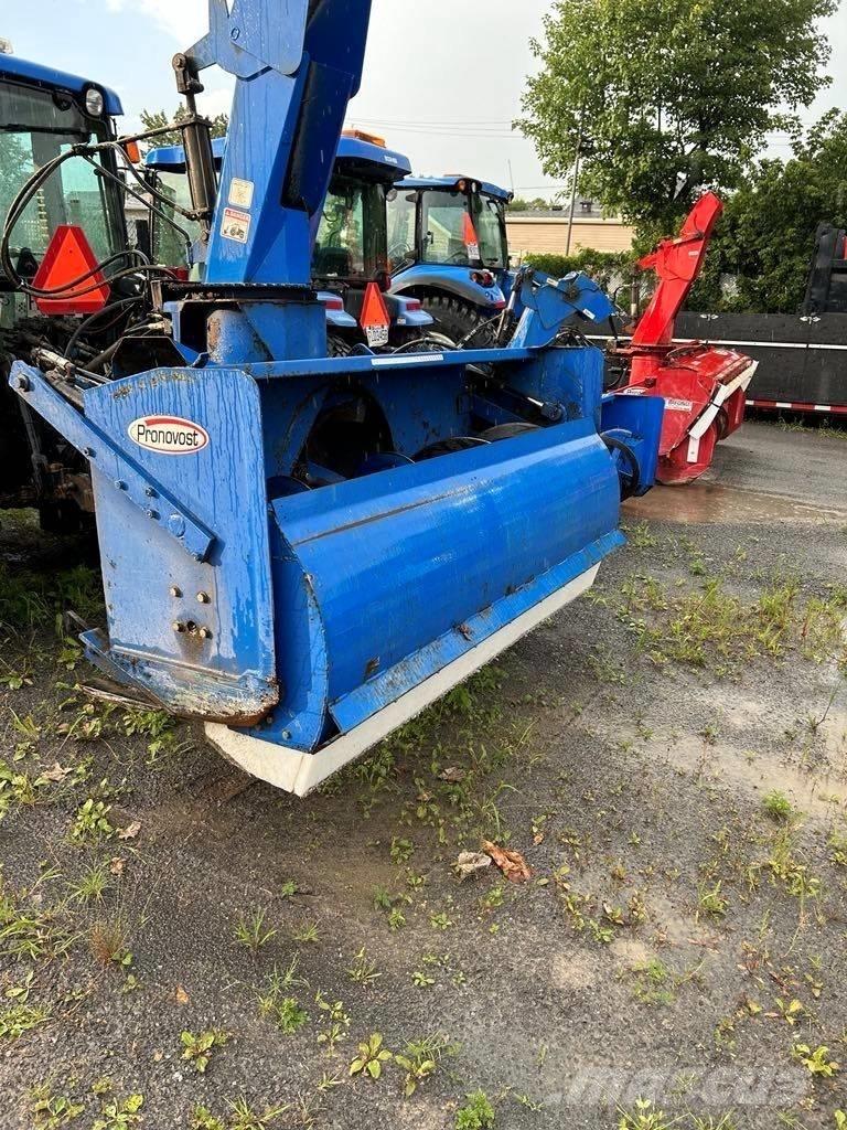 New Holland T 4040 트랙터