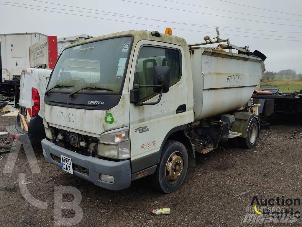 Mitsubishi Fuso 폐기물 수거 트럭