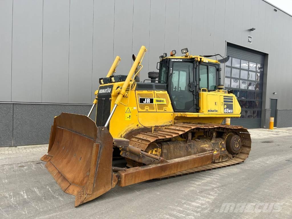 Komatsu D 65 WX-18 크롤러 도저