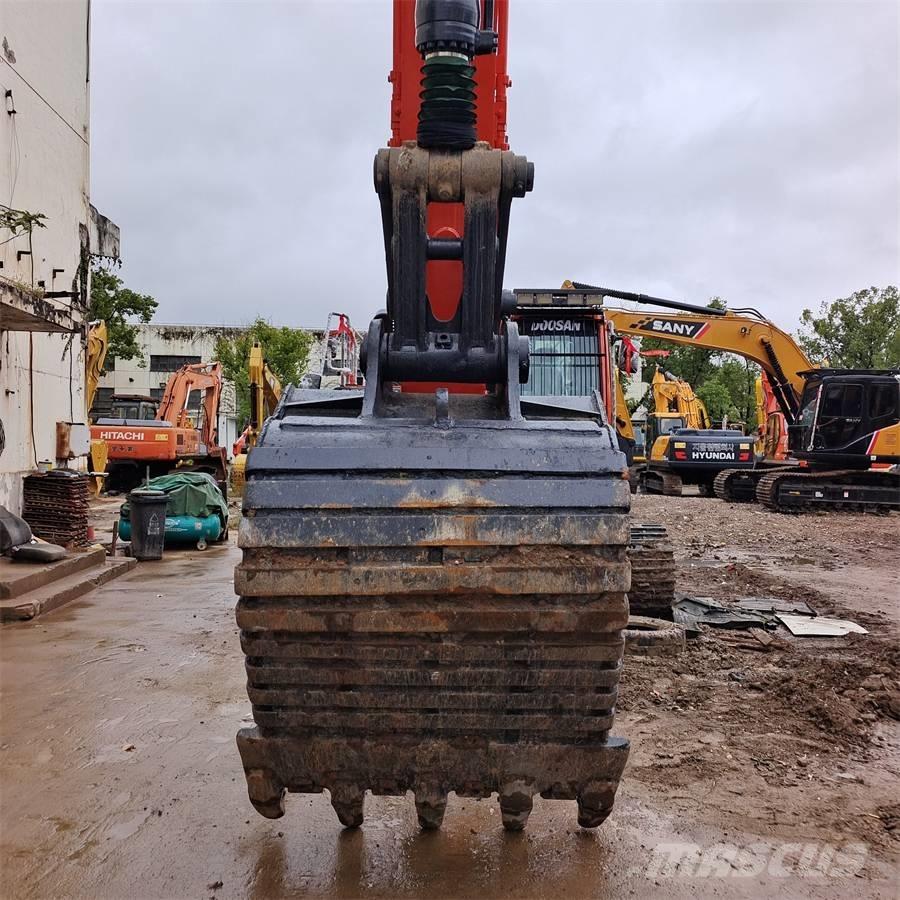 Doosan DX340LC 대형 굴삭기 29톤 이상