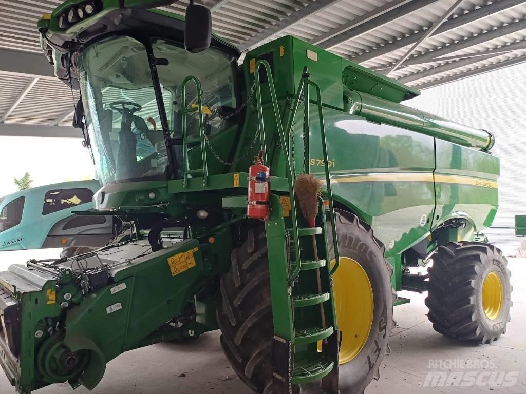 John Deere S790i 콤바인 수확기