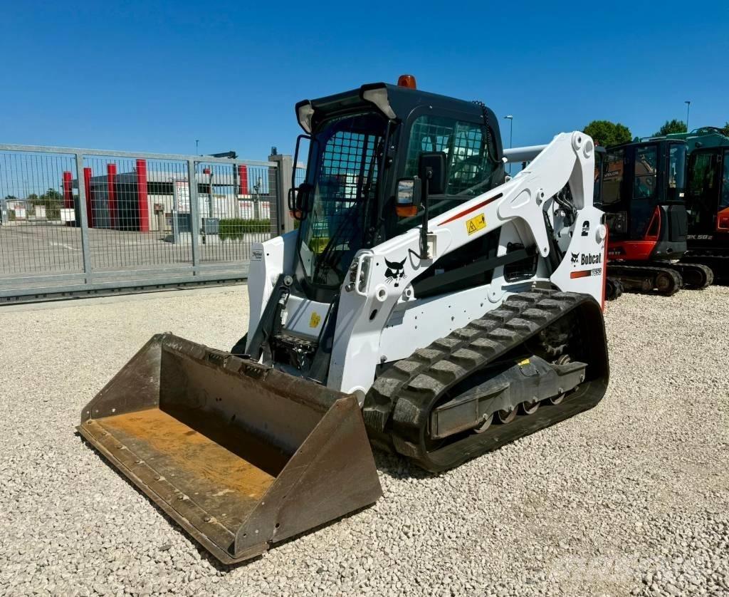Bobcat T 650  스키드로더