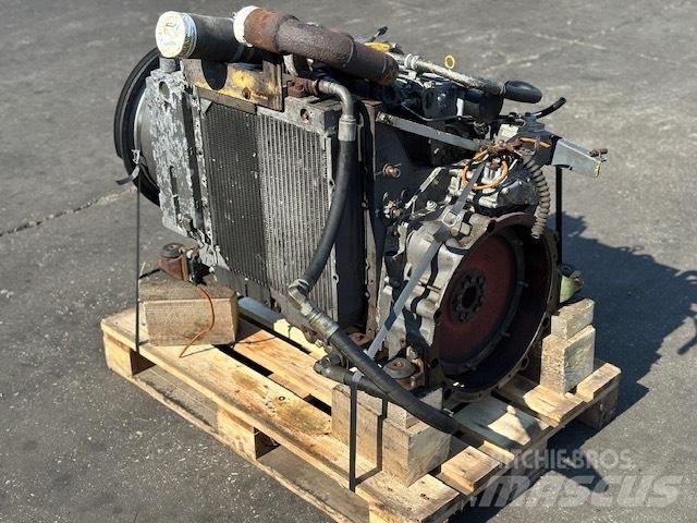 Deutz BF4M1012 엔진
