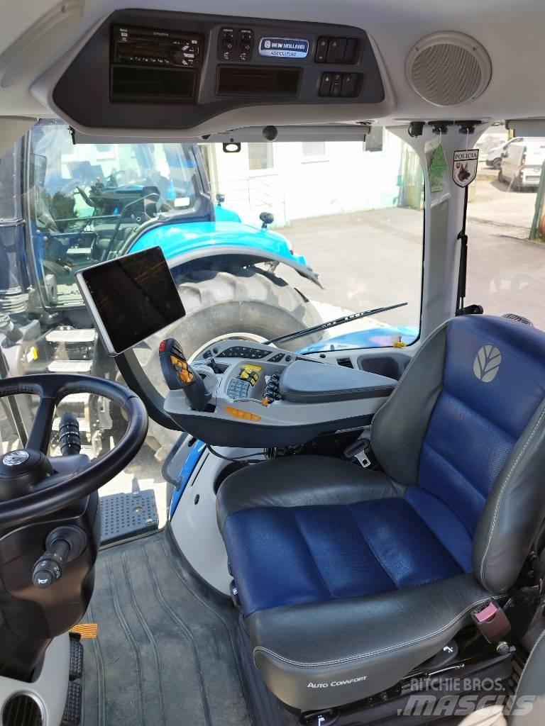 New Holland T8.410 트랙터