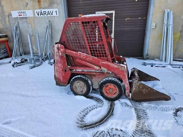 Bobcat 463  스키드로더
