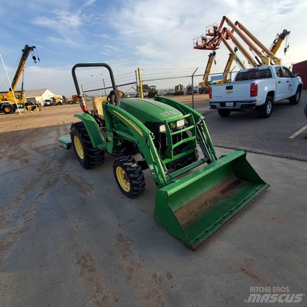 John Deere 3203 소형 트랙터