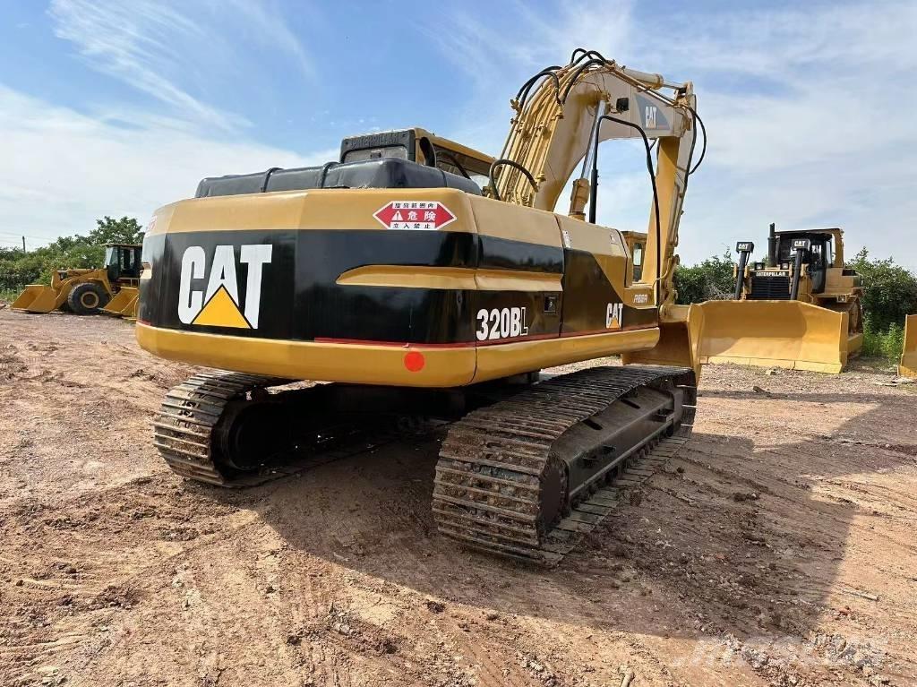 CAT 320 B 대형 굴삭기 29톤 이상
