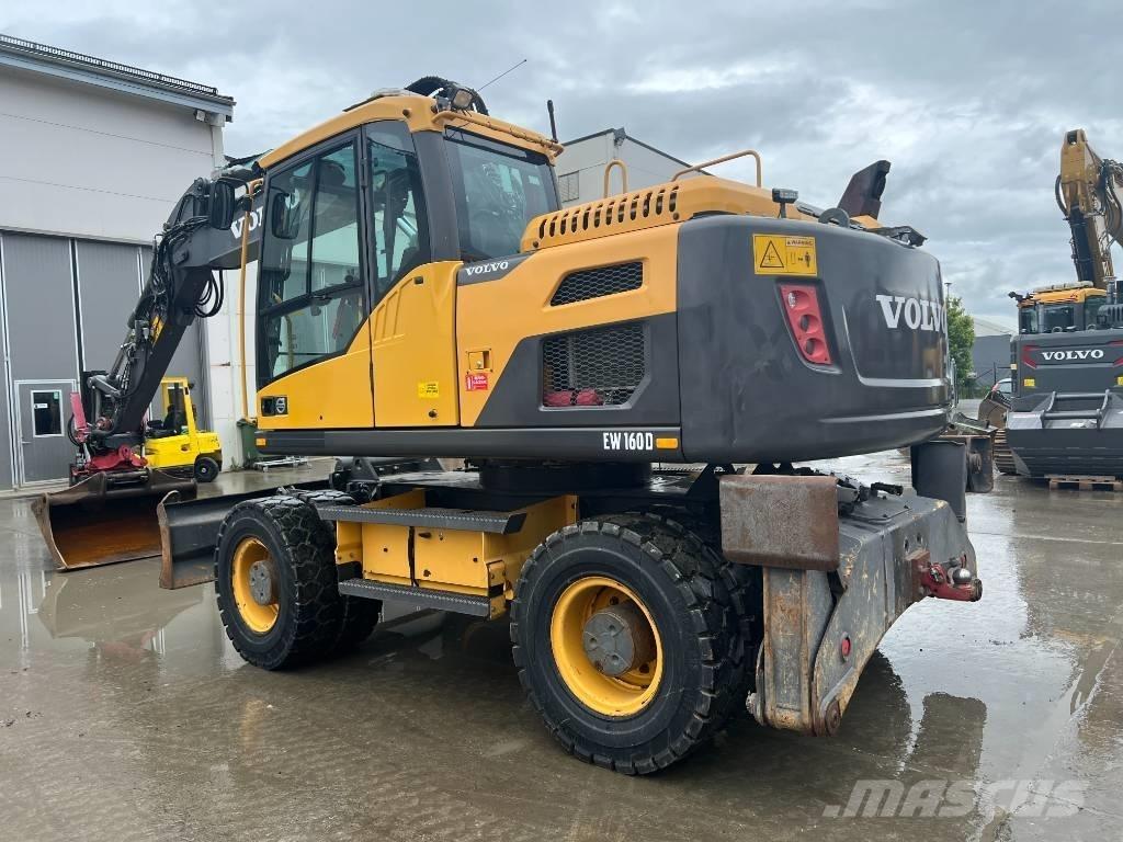 Volvo EW160D  휠 굴삭기