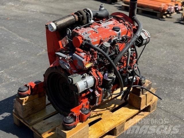 Deutz BF4M 1012 엔진