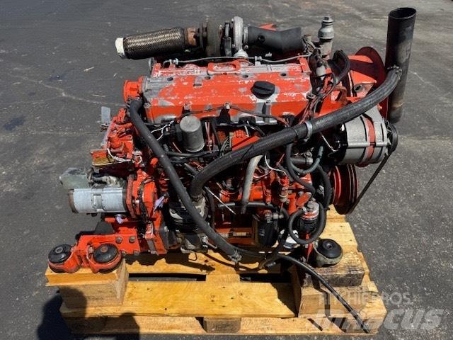 Deutz BF4M 1012 엔진