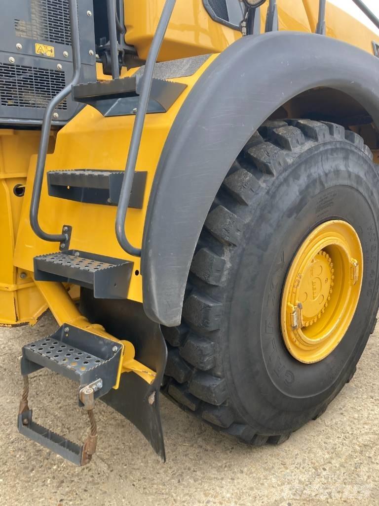 Bell B45E 6x6 연결식 홀러