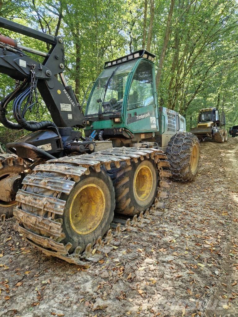 John Deere 1270 D 원목 하베스터