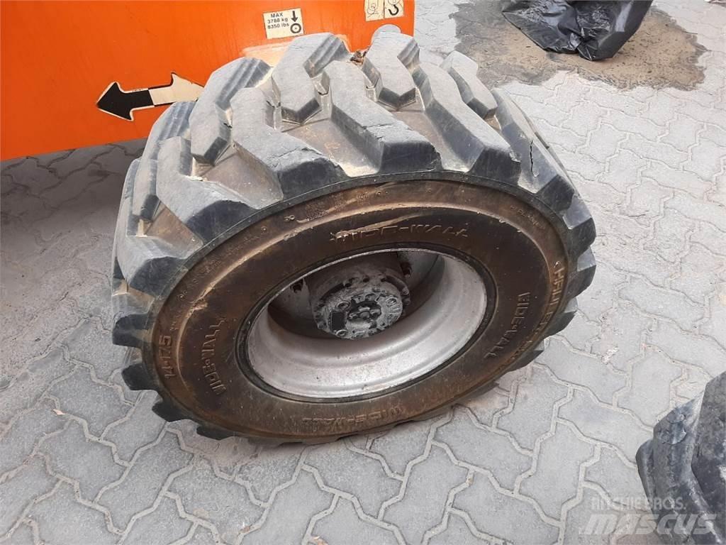 JLG 460SJ 견인식 전동이동 리프트