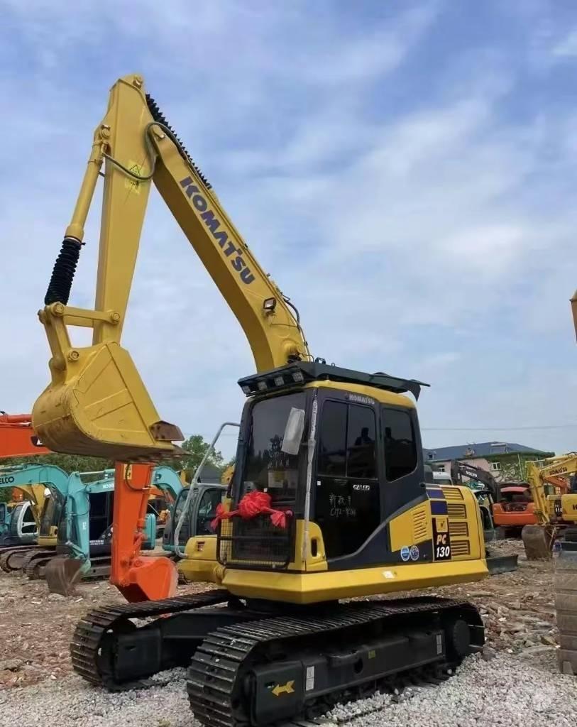 Komatsu PC 130 대형 굴삭기 29톤 이상