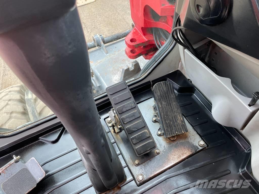 Takeuchi TB 295 W  휠 굴삭기