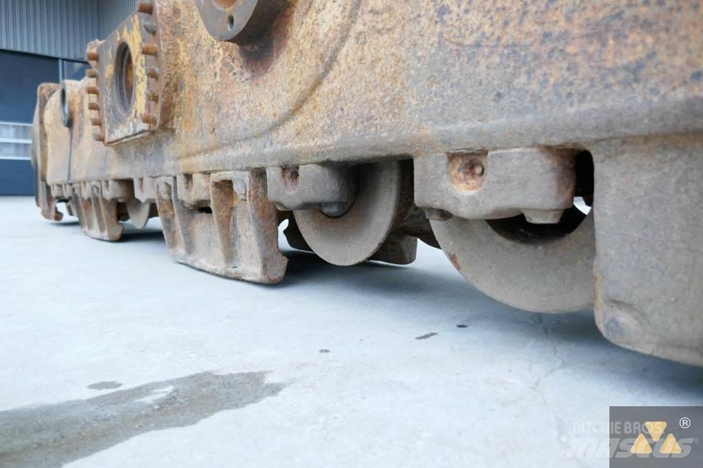 CAT 261-3082 섀시 및 서스펜션
