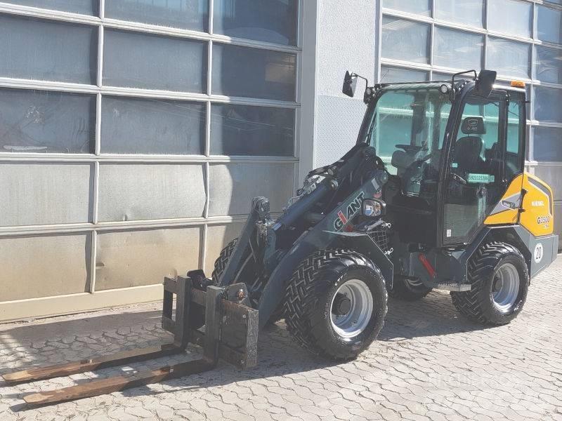Giant G 3500 X-Tra  스키드로더