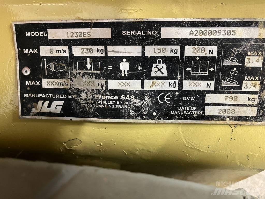 JLG 1230 ES 가위형 리프트