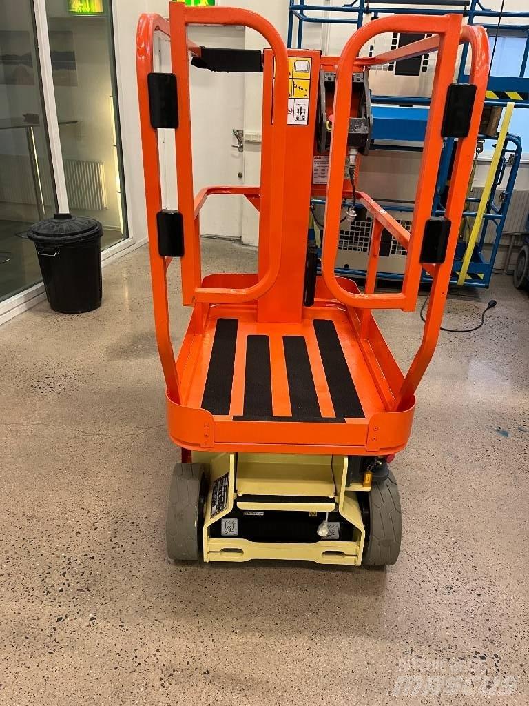JLG 1230 ES 가위형 리프트