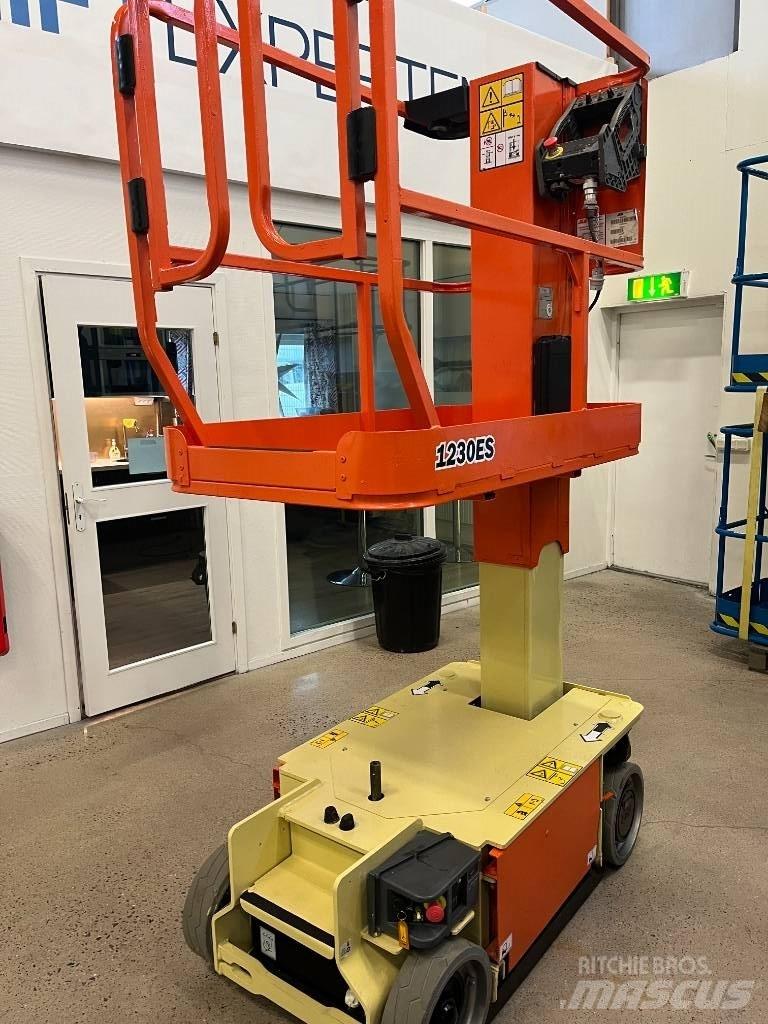 JLG 1230 ES 가위형 리프트
