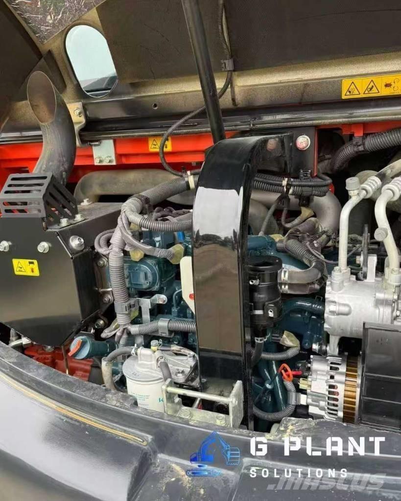 Kubota KX 080-5 중형굴삭기 7톤-28톤