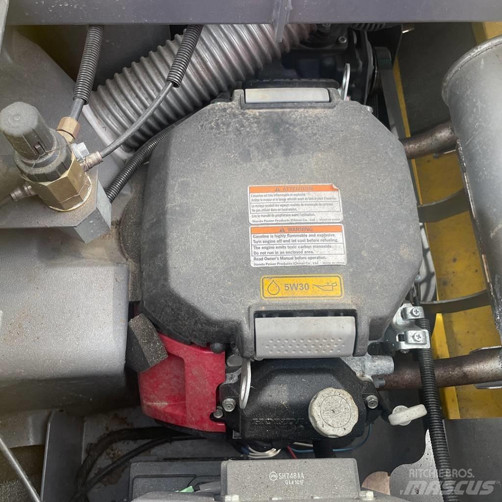 Atlas Copco XAS 27 콤푸레샤