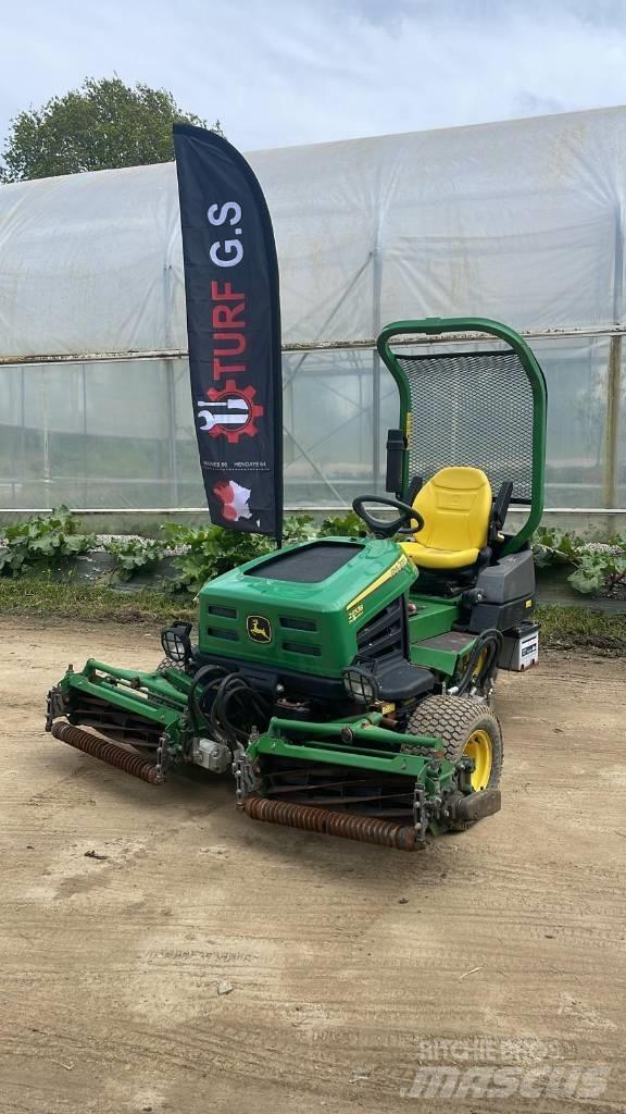 John Deere 2653 B 페어웨이 잔디깎기