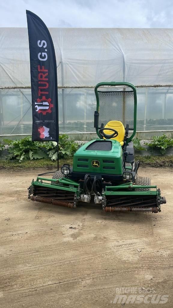 John Deere 2653 B 페어웨이 잔디깎기