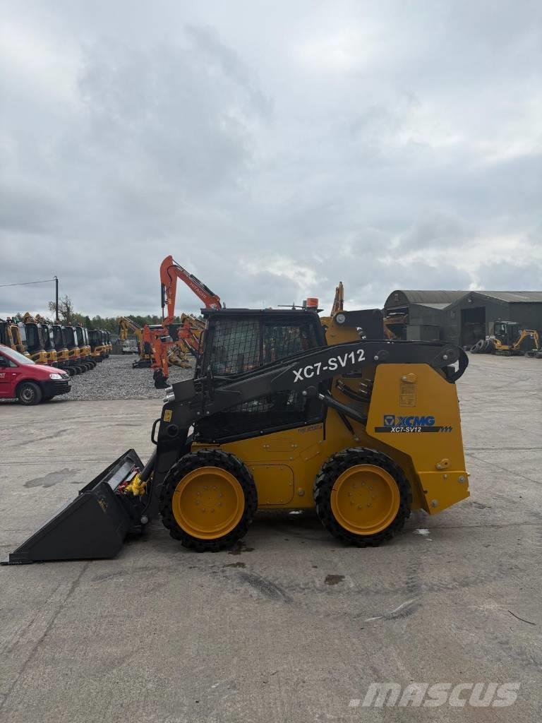 XCMG XC7-SV12  스키드로더