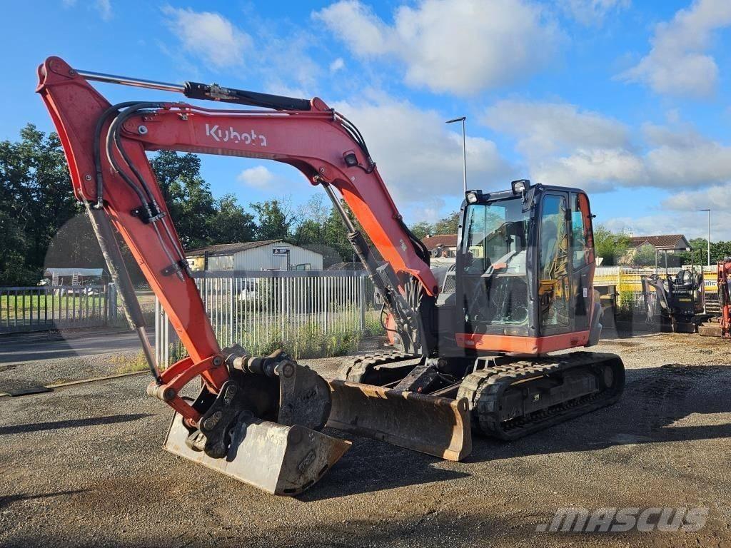 Kubota KX 080-4 중형굴삭기 7톤-28톤