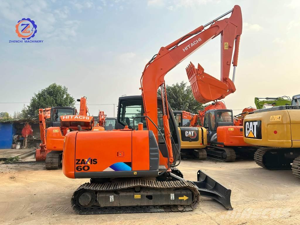 Hitachi ZX 60 소형 굴삭기 7톤 미만