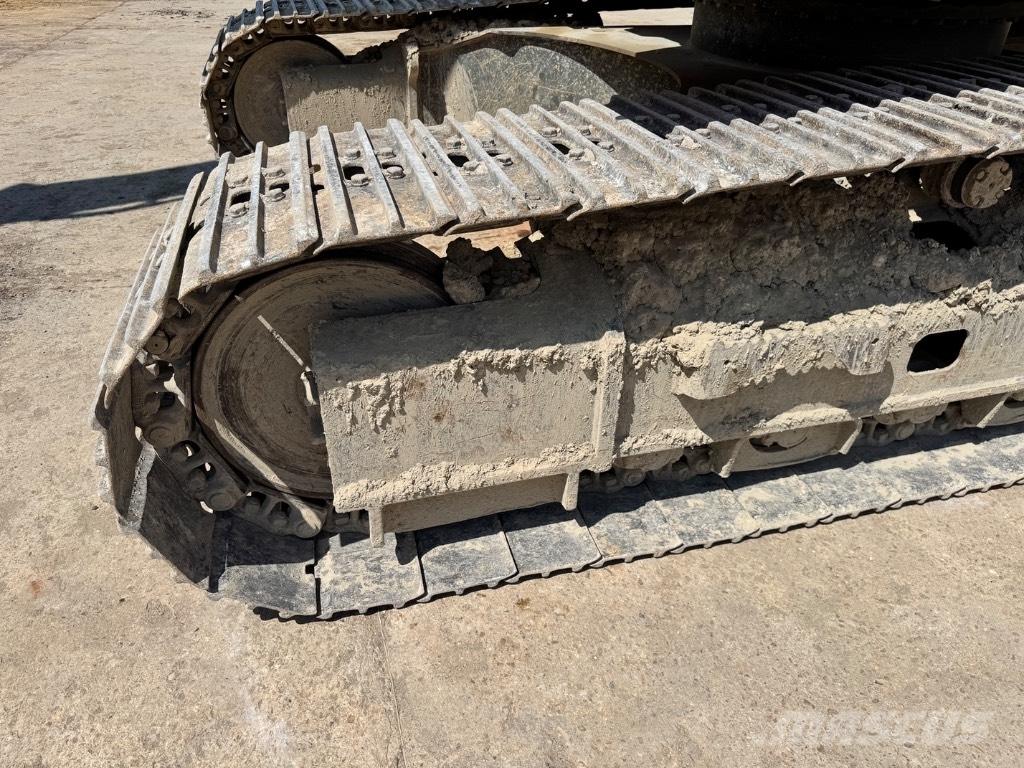 Liebherr 924 대형 굴삭기 29톤 이상